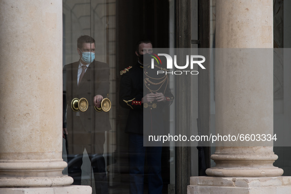 Staff at the Elysée Palace, residence of the President of the Republic, waiting for the exit of the Ministers after the Council of Ministers...