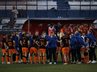 Sarina Glotzbach-Wiegman head coach  of Netherlands talks with her players after the Women's International Friendly match between Spain and...