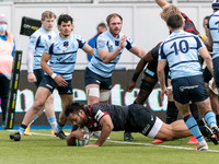 Billy Vunipola of Saracens scores a try during the Greene King IPA Championship match between Saracens and Bedford Blues at Allianz Park, Lo...