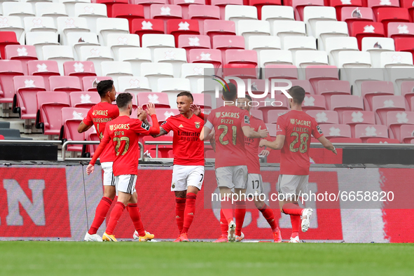 Benfica's team players celebrate a goal during the Portuguese League football match between SL Benfica and CD Santa Clara at the Luz stadium...