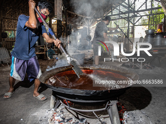 The making of ''Dodol'' Indonesia Traditional food ahead of eid fitri coming in South Tangerang, Banten, Indonesia, on 28 April 2021. The or...