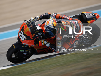 Raul Fernandez (#25) of Spain and Red Bull KTM Ajo Kalex during the qualifying of Gran Premio Red Bull de España at Circuito de Jerez - Ange...