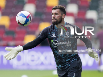  Ben Foster of Watford warms up during the Sky Bet Championship match between Brentford and Watford at the Brentford Community Stadium, Bren...
