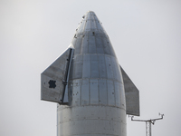 SpaceX Starship SN15 with its fins untied and open on May 4th, 2021, in Boca Chica, Texas, after a scrubbed launch attempt.  (