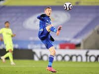 Jamie Vardy of Leicester City shoots at goal during the Premier League match between Leicester City and Newcastle United at the King Power S...