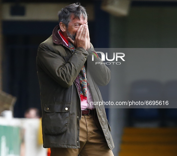 Phil Brown manager of Southend United during Sky Bet League Two between Southend United and Newport Countyat Roots Hall Stadium , Southend,...