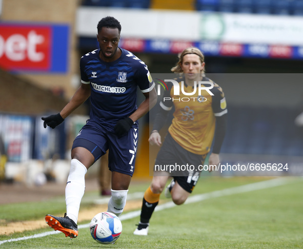 James Olayinka of Southend United (on loan from Arsenal during Sky Bet League Two between Southend United and Newport Countyat Roots Hall St...