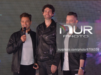 Ari Borovoy, Benny Ibarra, Chumel Torres pose for photos during 90’s Pop Tour press Conference at Mexico City Arena on May 11, 2021 in Mexic...
