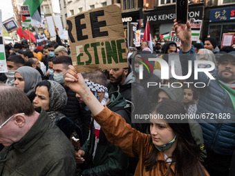 LONDON, UNITED KINGDOM - MAY 15, 2021: Thousands of demonstrators gather outside the Israeli Embassy after marching from Hyde Park in centra...