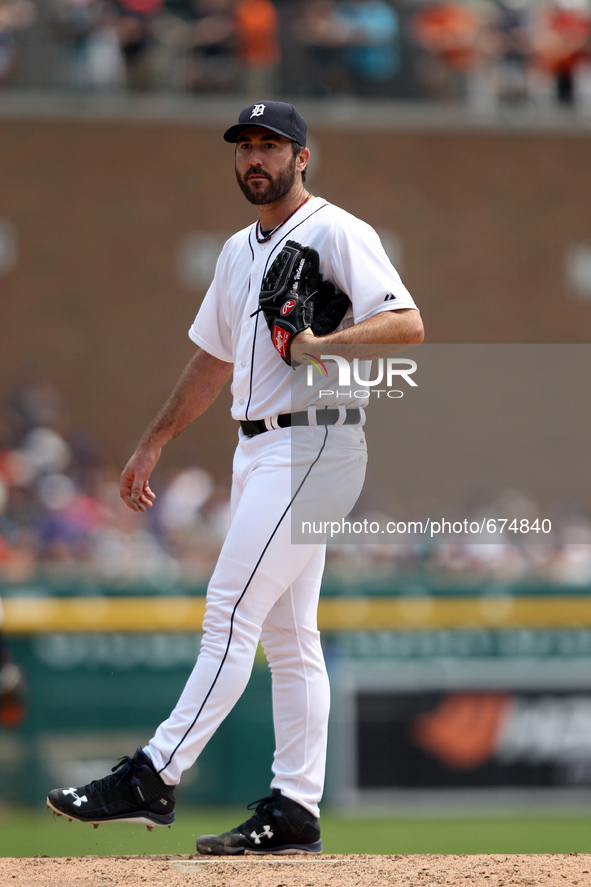 Detroit Tigers starting pitcher Justin Verlander reacts after giving up a run in the fifth inning of a baseball game against the Toronto Blu...