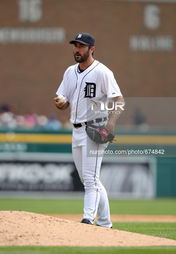 Detroit Tigers starting pitcher Justin Verlander reacts after giving up a run in the fifth inning of a baseball game against the Toronto Blu...