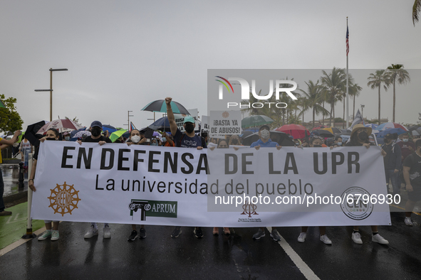Teacher, Students and Workers of the UPR (University of Puerto Rico) protest against a budget cut of $94 million imposed by the Fiscal Contr...