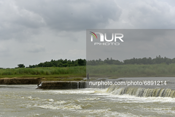 The Ajay river flows through Bolpur, West Bengal, India, 17 July, 2021. Ajay River is a major river in Jharkhand and West Bengal. It origina...