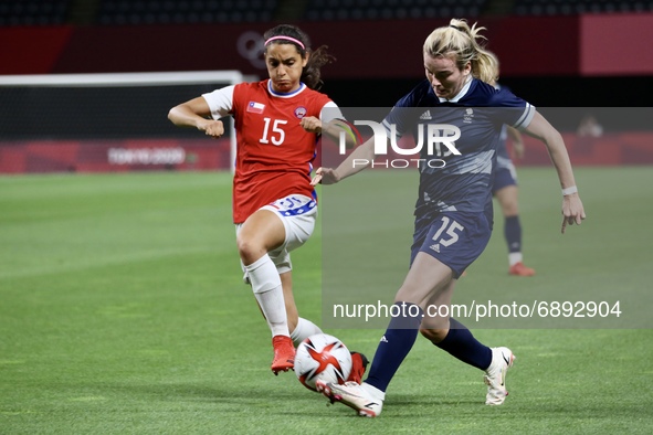(15) Lauren Hemp of Team Great Britain is challenged by (15) ZAMORA Daniela of Team Chile during the Women's First Round Group E match betwe...