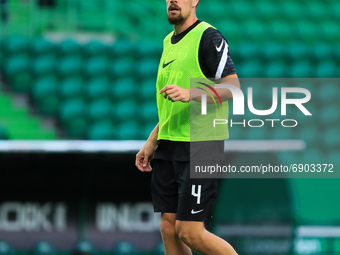 Sebastian Coates of Sporting CP during the Pre-Season Friendly match Cinco Violinos Trophy between Sporting CP and Olympique Lyonnais at Est...