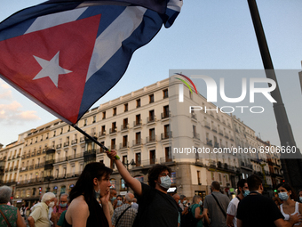 Solidarity mobilizations with Cuba, on occasion of the Day of National Rebellion on July 26 in Madrid. They demand the end of the blockade i...