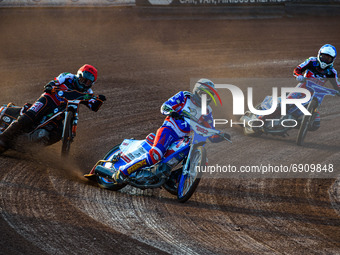 Jake Knight  (White) leads Jack Smith  (Red) and Harry McGurk  (Blue) during the National Development League match between Belle Vue Colts a...