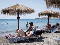 Today Chania reached 40 degrees celsius. Locals and tourists went to enjoying the warm weather and take a swim at Palaiochora beach near Cha...