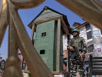 An Indian paramilitary trooper stands alert during restrictions in Srinagar, Indian Administered Kashmir on 03 September 2021. Curfew was im...