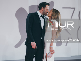 Ben Affleck and Jennifer Lopez attend the red carpet of the movie 