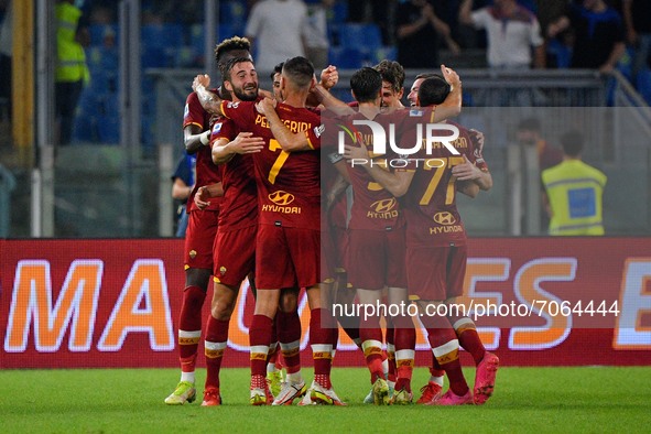 Bryan Cristante of AS Roma celebrates after scoring goal 1-0 in action during the  Italian Football Championship League A 2021/2022 match be...