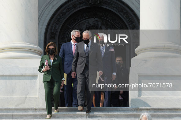 House Speaker Nancy Pelosi(D-CA)(left), House Republican Leader Kevin McCarthy(R-CA)(center) and Senator Chuck  Schumer(D-NY)(right) with ot...