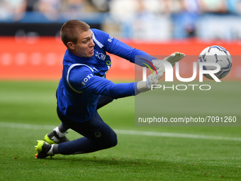 
Nottingham Forest goalkeeper Ethan Horvath warms up ahead of kick-off during the Sky Bet Championship match between Huddersfield Town and N...