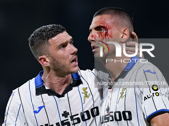 Merih Demiral of Atalanta BC has a bloody face after during the Serie A match between US Salernitana 1919 and Atalanta BC at Stadio Arechi,...