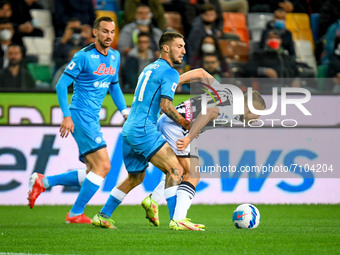 Gerard Deulofeu (Udinese) hindered by Matteo Politano (Napoli) during the Italian football Serie A match Udinese Calcio vs SSC Napoli on Sep...