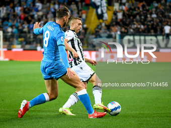 Gerard Deulofeu (Udinese) in action against Fabian Ruiz (Napoli) during the Italian football Serie A match Udinese Calcio vs SSC Napoli on S...
