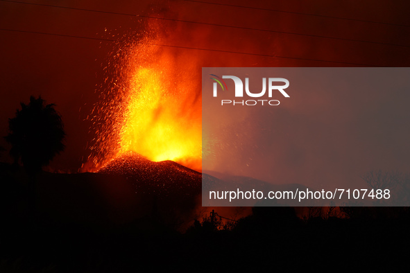 Mount Cumbre Vieja eruption in the Canary Islands, La Palma, on September 20, 2021.  - The eruption is the first volcanic eruption in 50 yea...