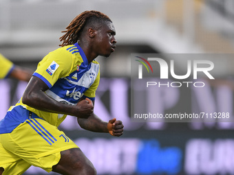 Moise Kean of FC Juventus celebrates after scoring first goal during the Serie A match between Spezia Calcio and FC Juventus at Stadio Alber...