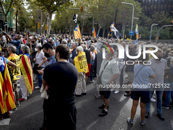 Hundreds of Catalan pro-independence activists gather in front of the Italian General Consulate in Barcelona, proctedted by police, in respo...