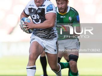 Ross Harrison of Sale Sharks runs with the ball during the Gallagher Premiership match between London Irish and Sale Sharks at the Brentford...