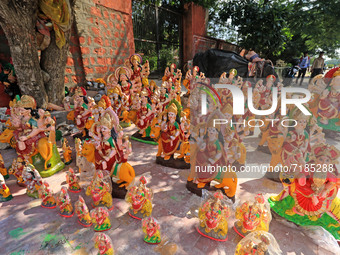 Idols of Goddess Durga ahead of 'Durga Puja' festival, at a roadside workshop in Jaipur, Rajasthan, India, Wednesday, Oct. 6, 2021. (