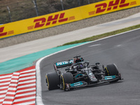 44 HAMILTON Lewis (gbr), Mercedes AMG F1 GP W12 E Performance, action during the Formula 1 Rolex Turkish Grand Prix 2021, 16th round of the...
