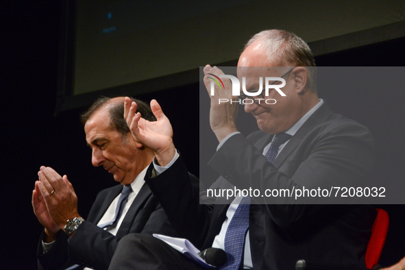 Beppe Sala (L) Roberto Gualtieri (R) during the News The mayor of Milan, Beppe Sala, meets the candidate for president of the second municip...