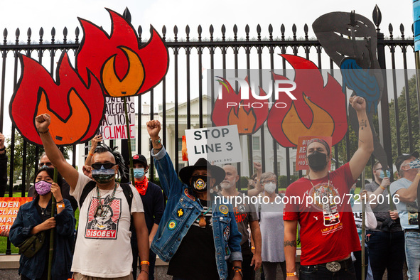 Members of the Carrizo Comecrudo tribe of Texas are the last to be arrested during a civil disobedience action at the White House against th...