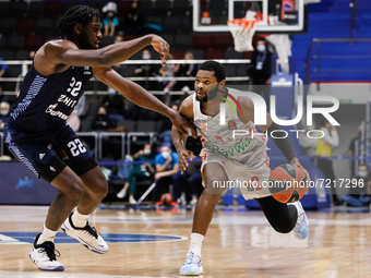 Alex Poythress (L) of Zenit and Corey Walden of Bayern in action during the EuroLeague Basketball match between Zenit St. Petersburg and FC...