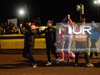 
Rob Lyon  leads the celebrations as the Panthers win the meeting during the SGB Premiership Grand Final 2nd leg between Peterborough and Be...