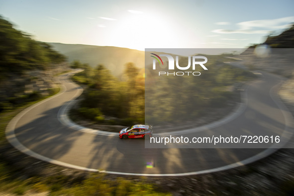 24 Suninen Teemu (fin), Markkula Mikko (fin), Hyundai Motorsport N, Hyundai NG i20, action during the RACC Rally Catalunya de Espana, 11th r...