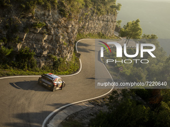 02 Solberg Oliver (swe), Johnston Aaron (irl), Hyundai 2C Competition, Hyundai i20 Coupe WRC, action during the RACC Rally Catalunya de Espa...