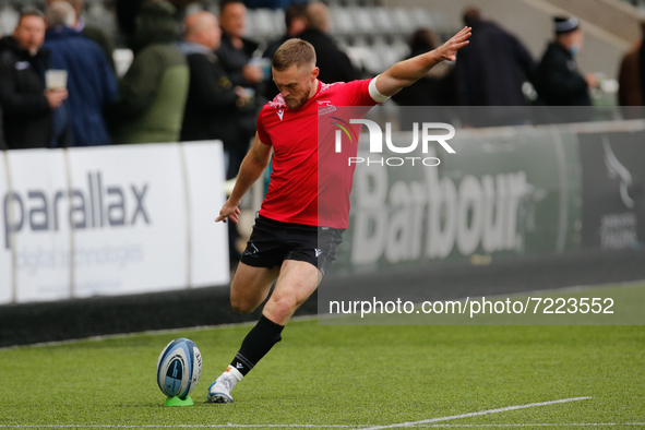 Brett Connon of Newcastle Falcons pictured during the warm up for the Gallagher Premiership match between Newcastle Falcons and Bristol at K...