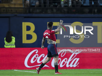 Chimy Avila of C.A. Osasuna celebrate after scoring the 1-2 goal   during  La Liga  match between Villarreal CF and C.A. Osasuna   at La Cer...