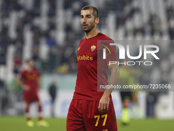 Henrikh Mkhitaryan of AS Roma during the match between Juventus FC and AS Roma on October 17, 2021 at Allianz Stadium in Turin, Italy. Juven...