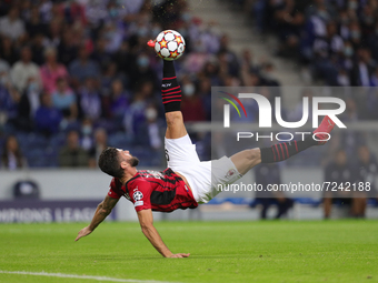 Olivier Giroud forward of AC Milan in action during the UEFA Champions League Group stage - Group B match between FC Porto and AC Milan, at...