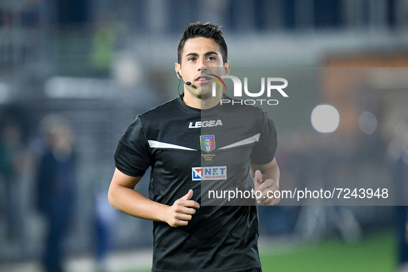 The referee of the match Luca Massimi during the Italian football Serie A match Venezia FC vs ACF Fiorentina on October 18, 2021 at the Pier...
