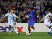 Memphis Depay of Barcelona in action during the UEFA Champions League group E match between FC Barcelona and Dinamo Kiev at Camp Nou on Octo...