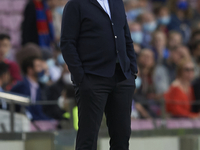 Ronald Koeman head coach of Barcelona during the UEFA Champions League group E match between FC Barcelona and Dinamo Kiev at Camp Nou on Oct...