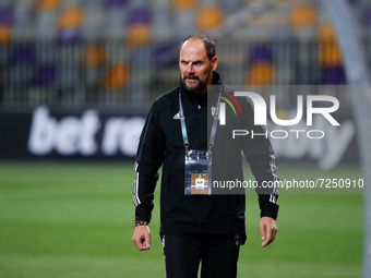 Ante Simundza Head Coach of NS Mura during the UEFA Europa Conference League group G match between SC Mura and Rennes at Ljudski Vrt on Octo...